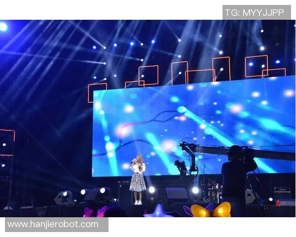 王岚的音乐旅程：从校园歌手到华语乐坛璀璨明星的成长故事